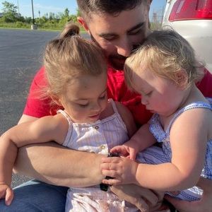 Meet your Posher, Adam